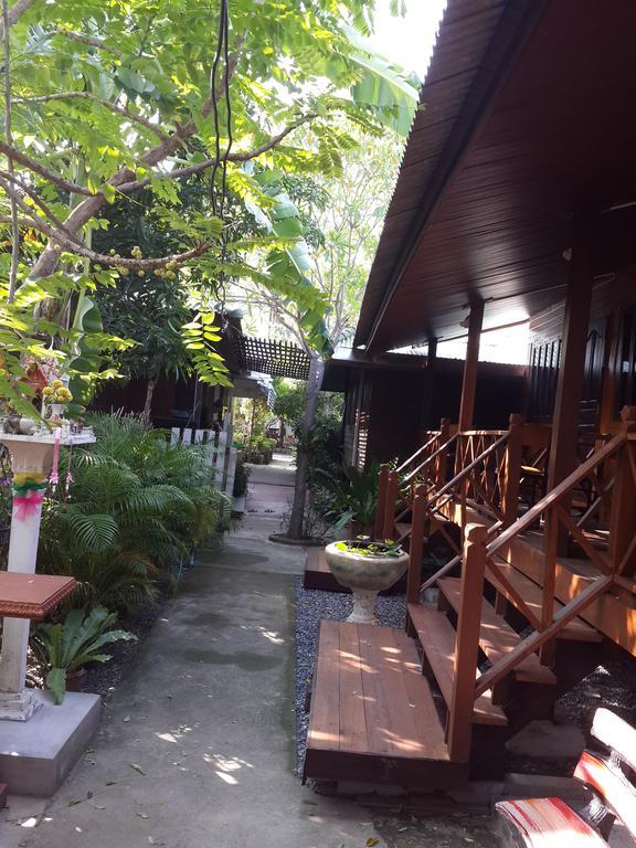 Baan Kong Homestay Аюттхая Экстерьер фото