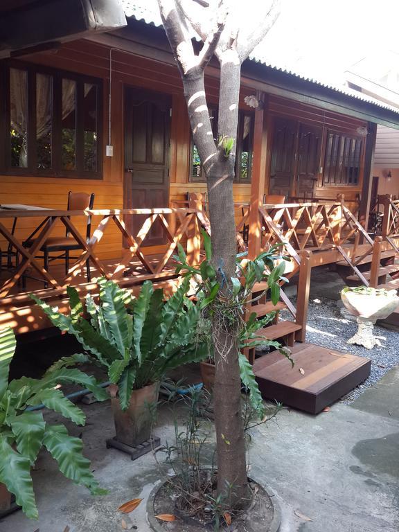 Baan Kong Homestay Аюттхая Экстерьер фото