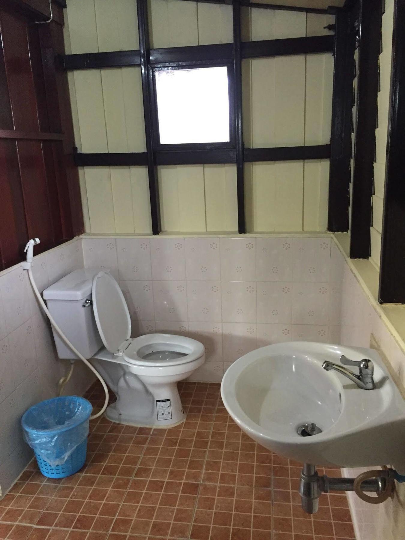 Baan Kong Homestay Аюттхая Экстерьер фото