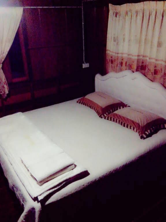 Baan Kong Homestay Аюттхая Экстерьер фото