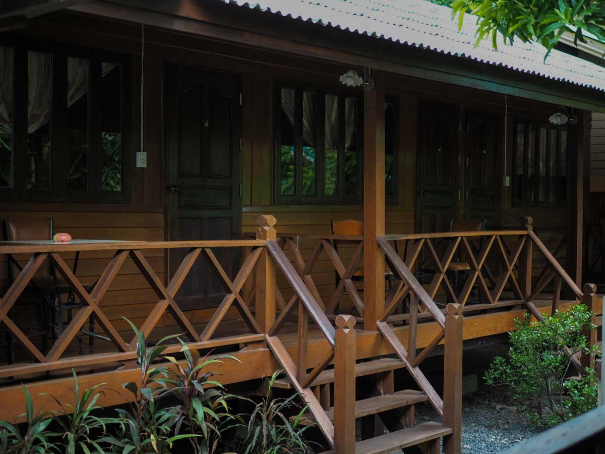 Baan Kong Homestay Аюттхая Экстерьер фото