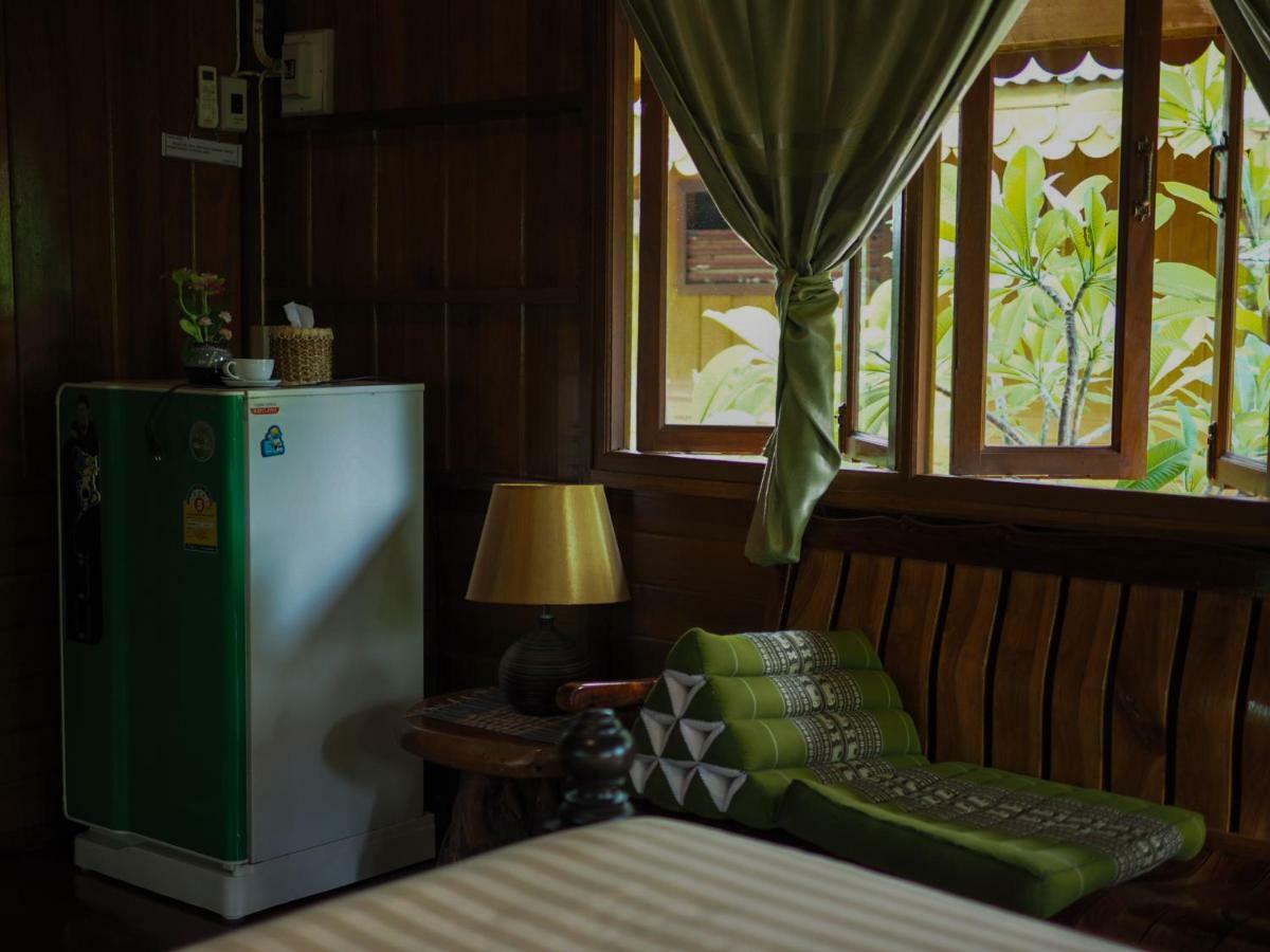 Baan Kong Homestay Аюттхая Экстерьер фото